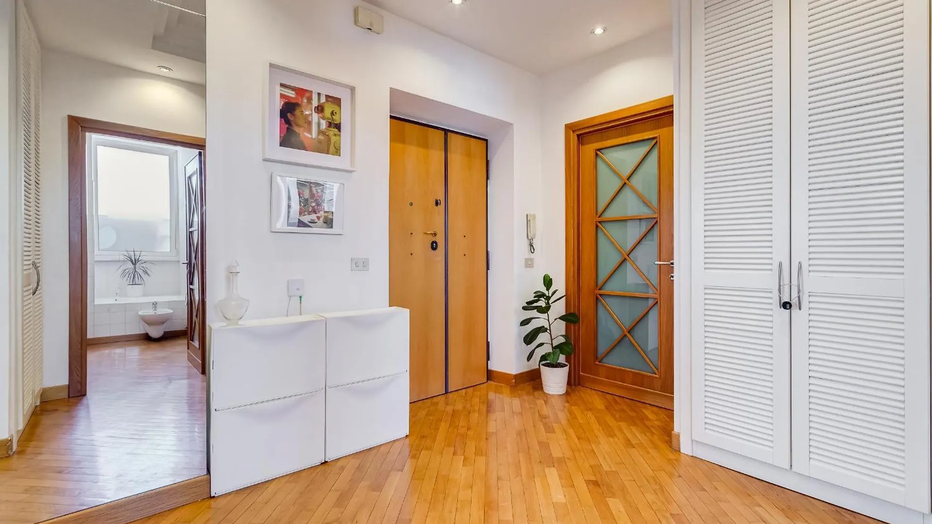 Roma San Giovanni Attico Luxury Vicino Metro A E C 0*, Rom