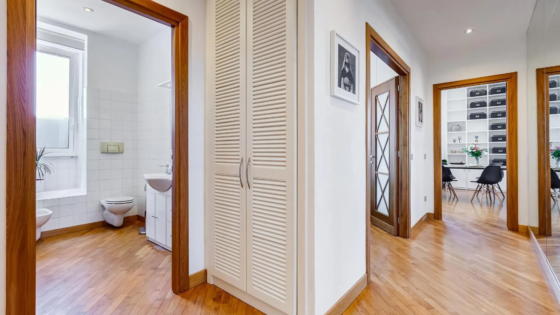 Apartment Roma San Giovanni Attico Luxury Vicino Metro A E C