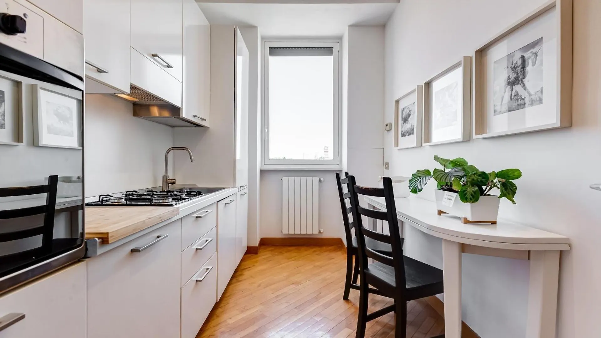 Apartment Roma San Giovanni Attico Luxury Vicino Metro A E C Italy